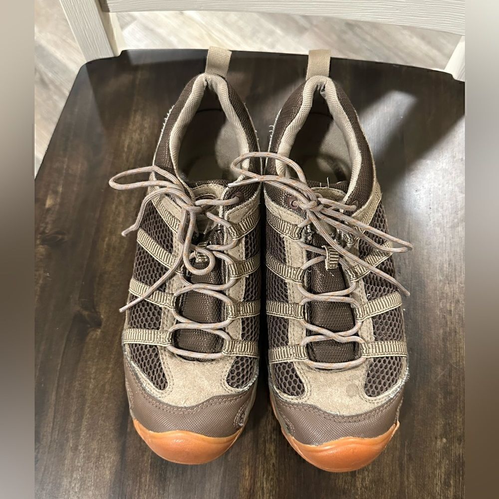 Chaco Redrock Bean Hiking Lace Up Women’s size 7.5